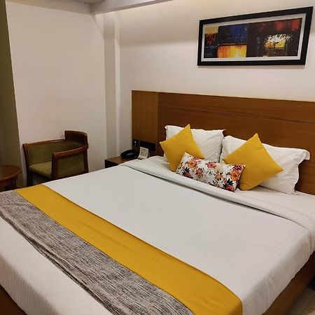 Hotel Park Residency Calicut エクステリア 写真