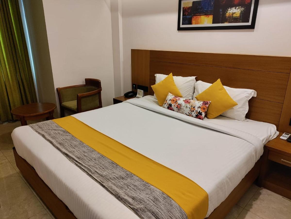 Hotel Park Residency Calicut エクステリア 写真