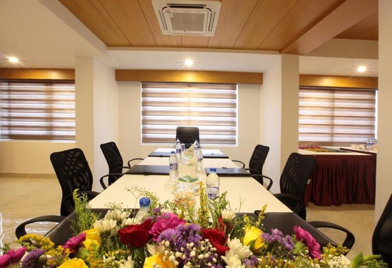 Hotel Park Residency Calicut エクステリア 写真