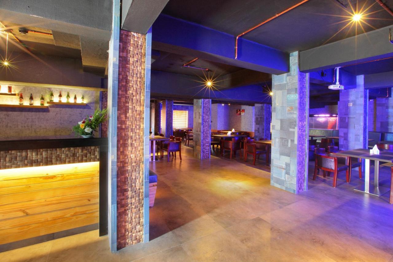 Hotel Park Residency Calicut エクステリア 写真